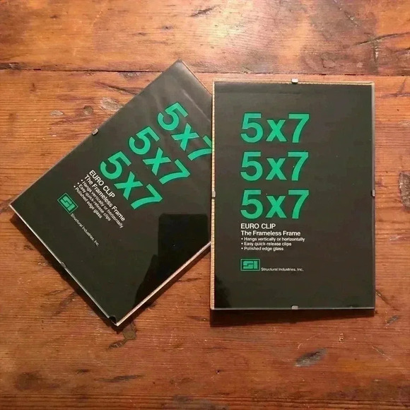 Structural Industries Floating Frameless 5" x 7" Frames - Picture 1 of 3